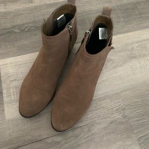 Blondo women’s booties